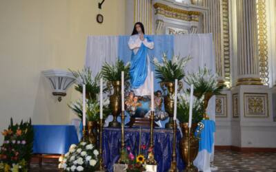 Coronación a la Virgen María